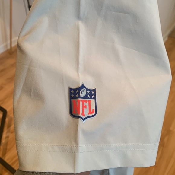 Men NEW ORLEANS SAINTS Nike lightweight Coach Short Sleeve Quarter-Zip - Picture 3 of 7